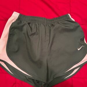 Nike Green Athletic Shorts Lightweight Performance